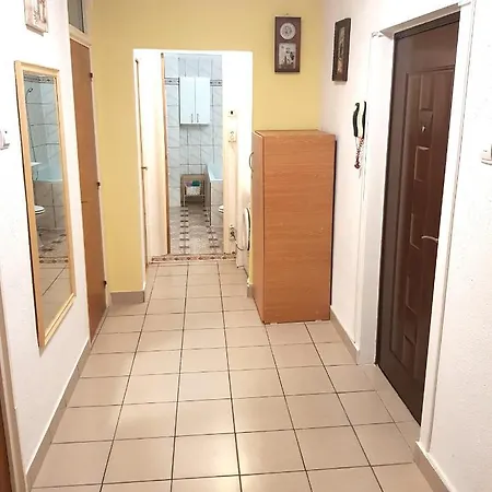 Mall Apartment *